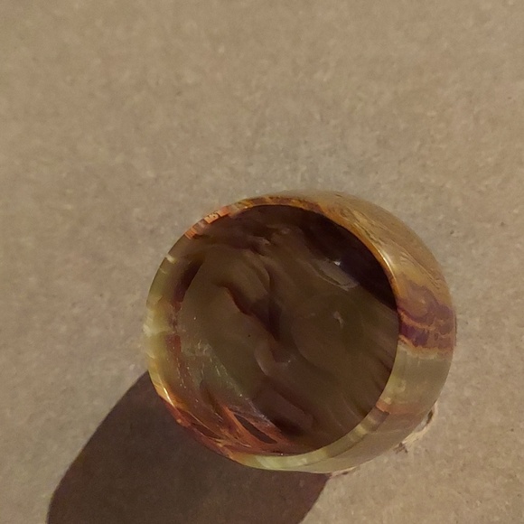 2 Onyx wine glasses - Picture 4 of 6